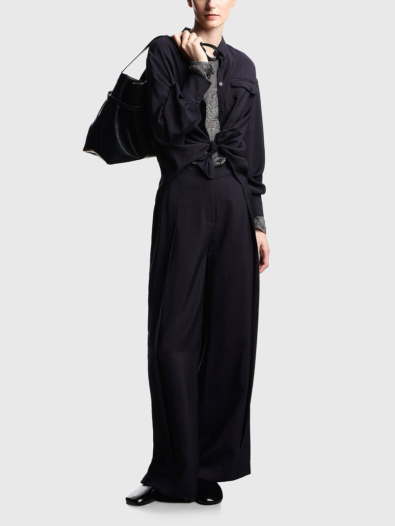 Black trousers - 3