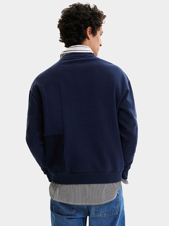 Blue sweatshirt with patchwork effect - 3