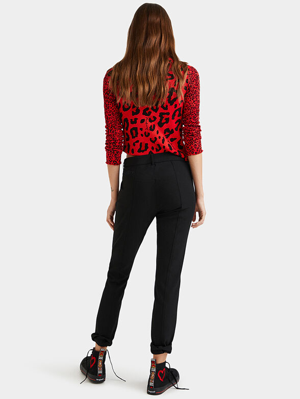 Trousers with embroidered details - 2