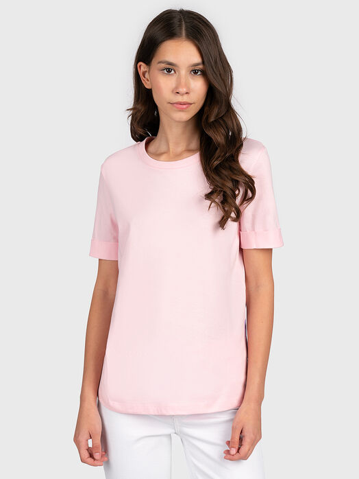 Pink t-shirt