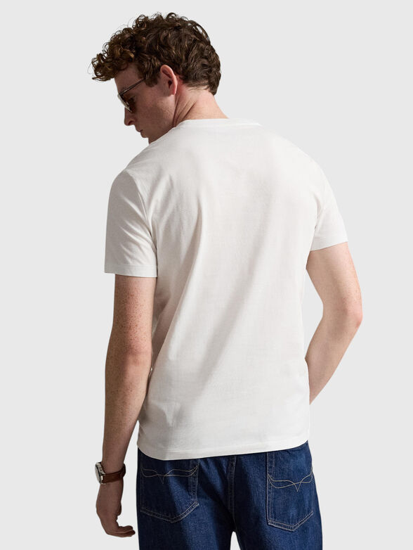White T-shirt with V-neck - 3