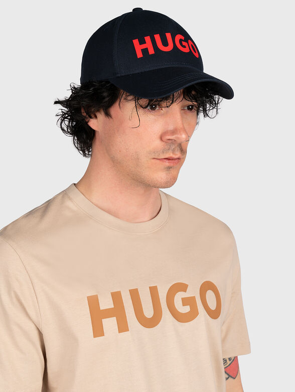 Black cap with visor and logo inscription - 2