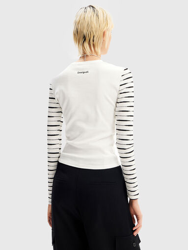 White blouse with oval neckline  - 3