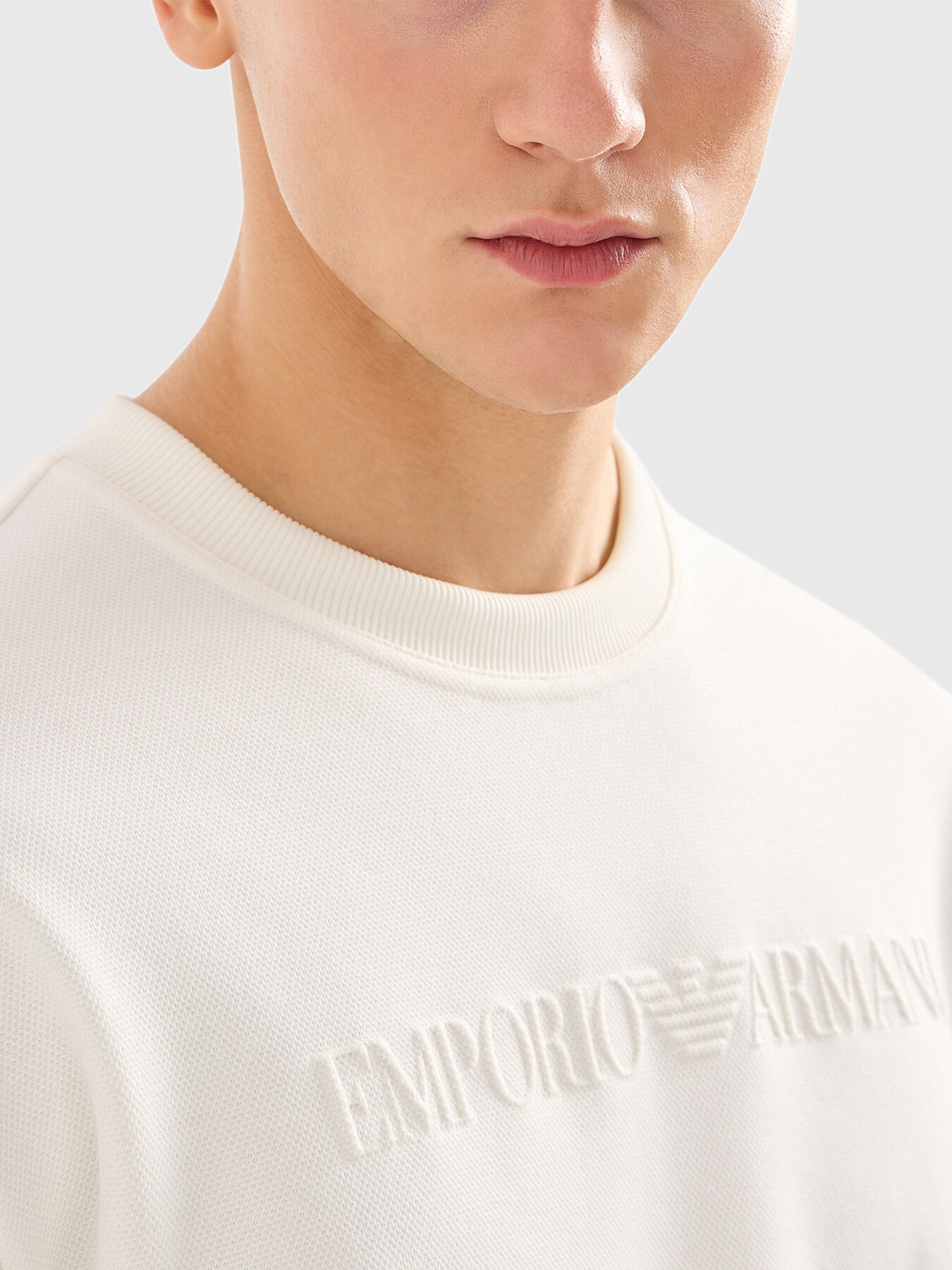 T-shirt with embossed logo brand EMPORIO ARMANI — Globalbrandsstore.com/en