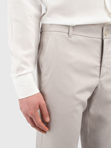 Straight-leg trousers with pockets - 4