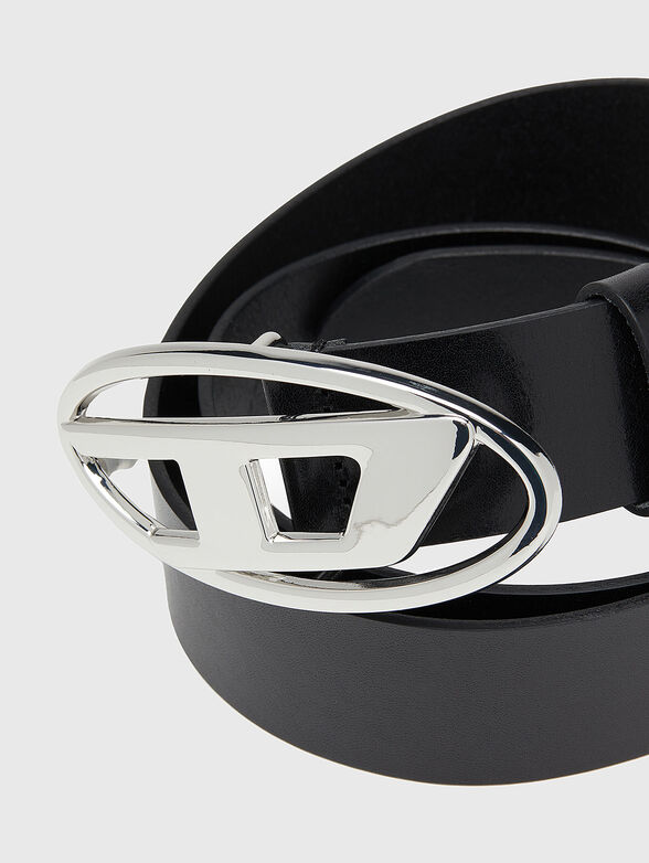 Leather belt with accent buckle  - 4