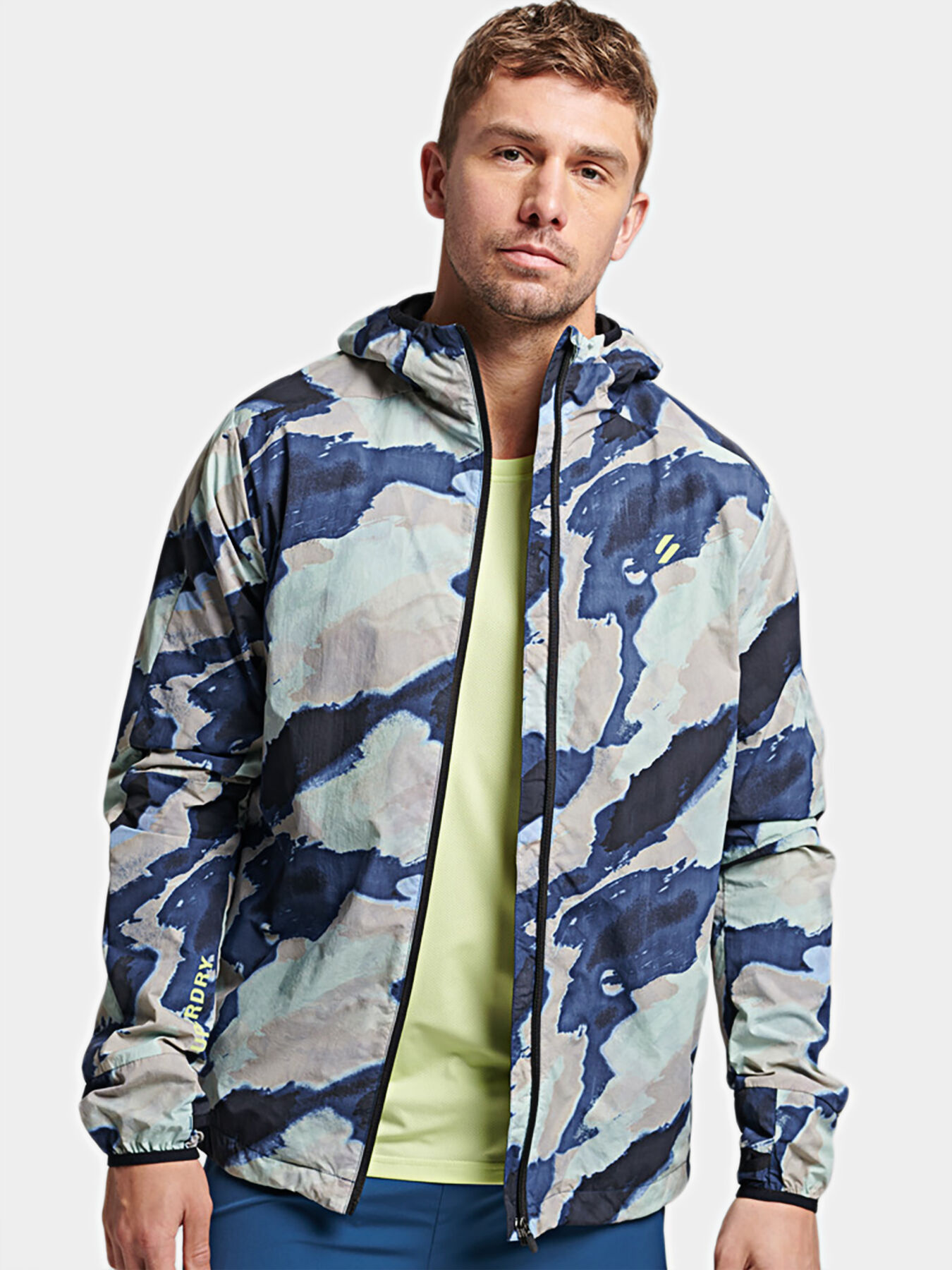 Sports jacket brand SUPERDRY Globalbrandsstore en