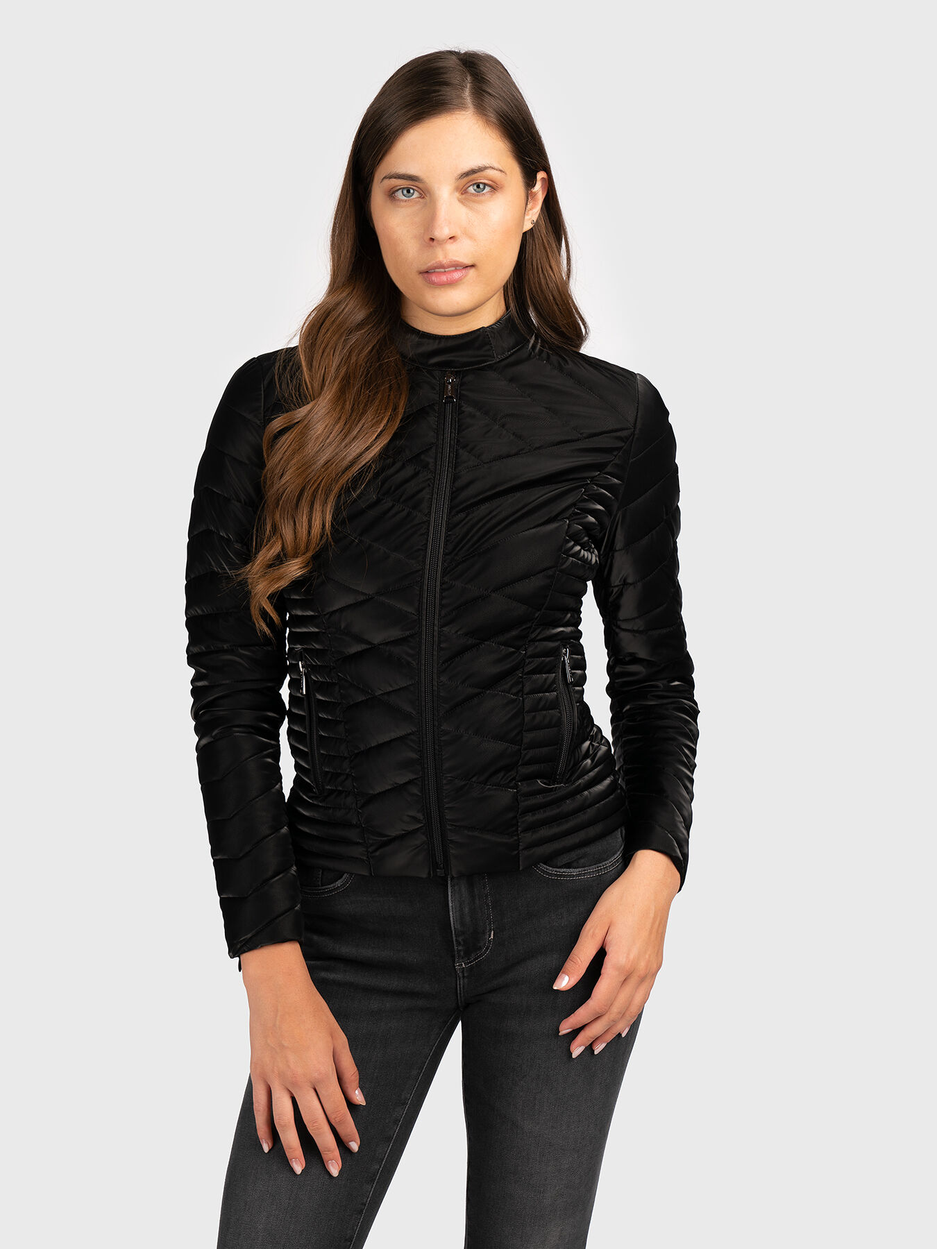 NEW VONA quilted jacket brand GUESS Globalbrandsstore en