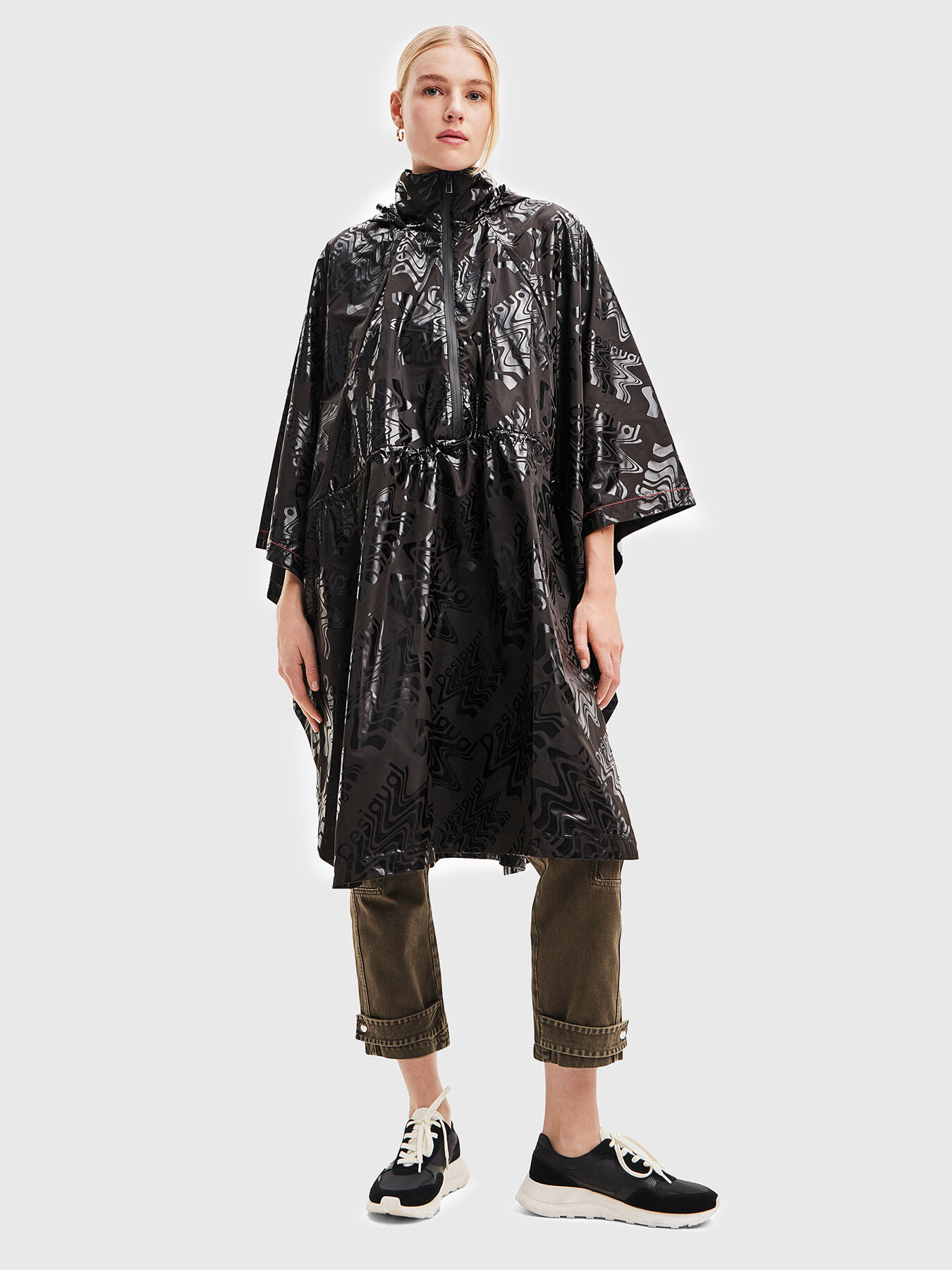 Black raincoat brand DESIGUAL Globalbrandsstore en