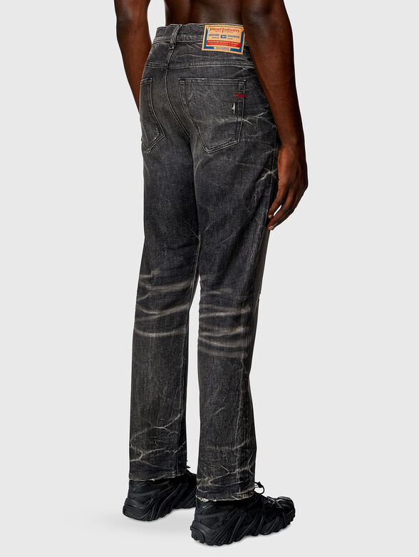 Jeans with washed effect - 2