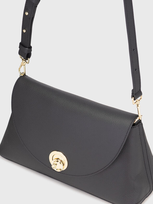 Leather crossbody bag with embossed texture - 5