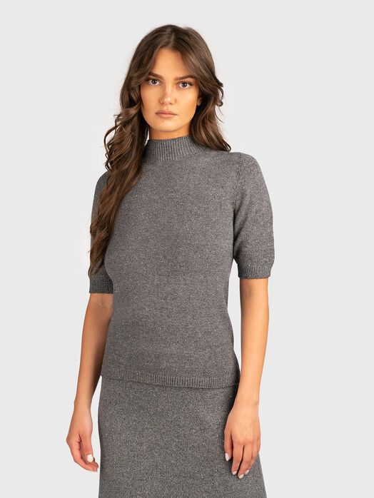 Short sleeve sweater