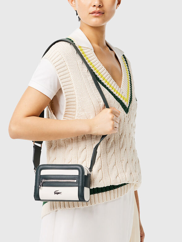 Small crossbody bag with logo detail - 2