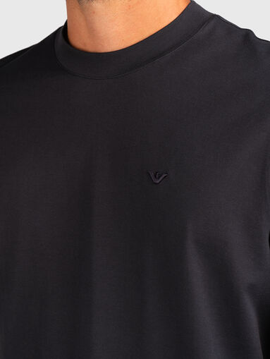 T-shirt with oval neckline and logo embroidery - 4