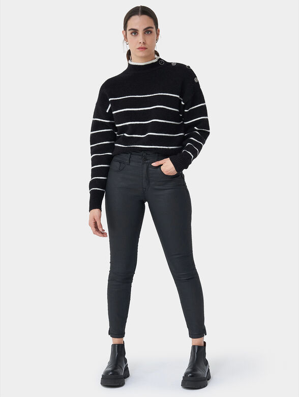 Sweater with jewelry buttons on the shoulder - 1