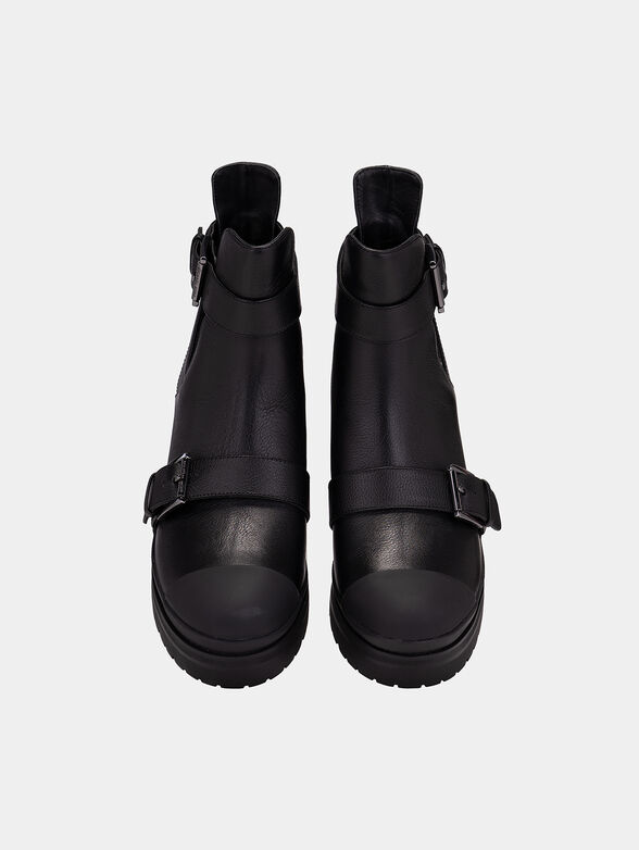 Black ankle boots - 6