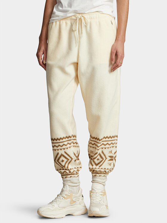 Спортен панталон с контрастен принт - 1