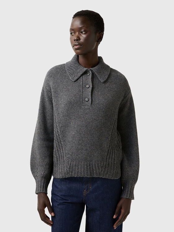 Пуловер JOJO с класическа яка - 1