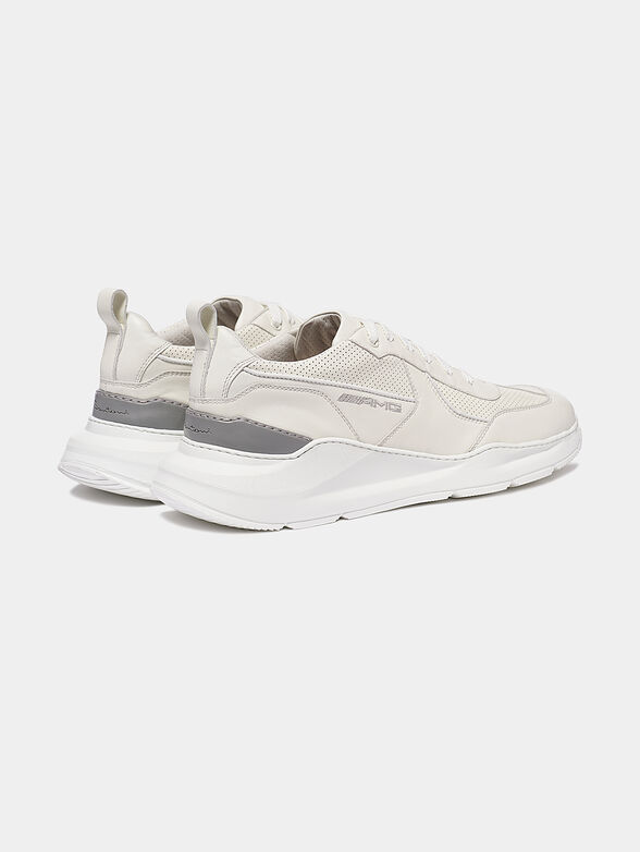 Sneaker - 2