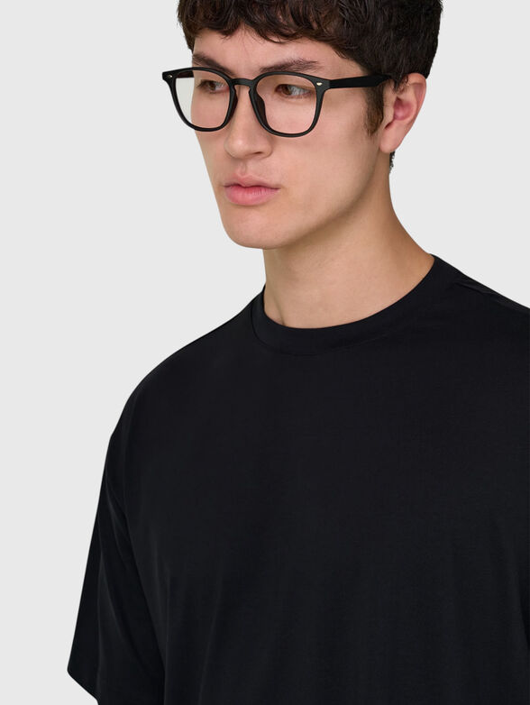 Black T-shirt with a round neckline - 4