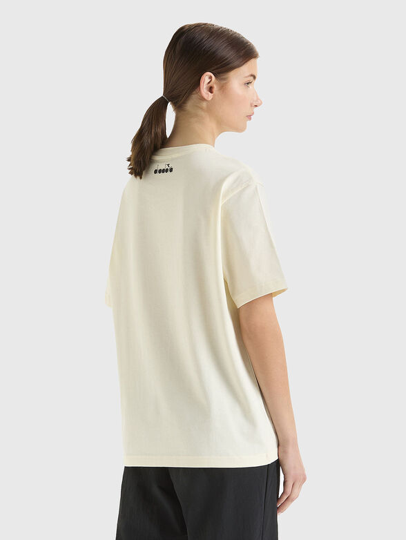 LEGACY unisex beige T-shirt with contrast inscription - 3