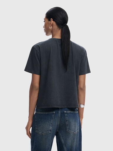 T-shirt with print and rhinestones - 3