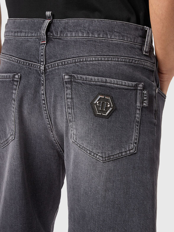 Denim shorts with logo accent - 3