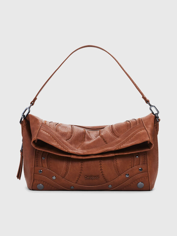 Bag with eyelets and logo - 1