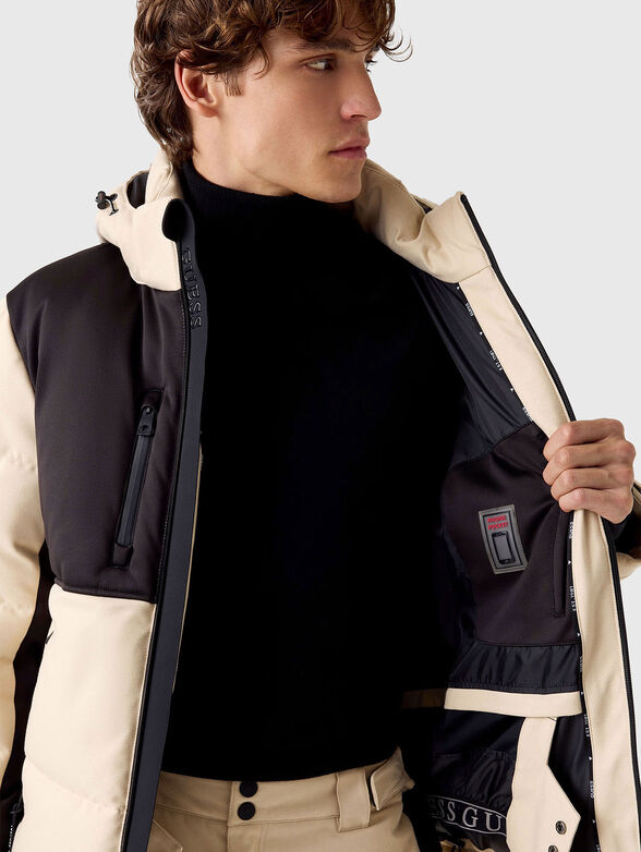 Ski jacket with contrasting details - 6