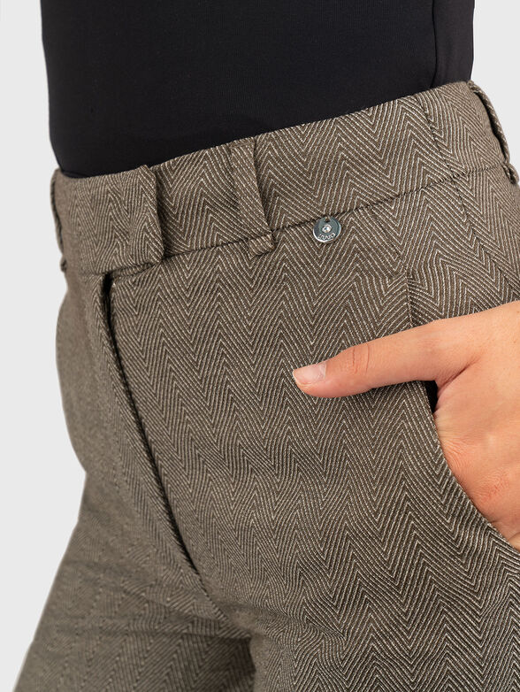 High waist trousers with pockets - 3