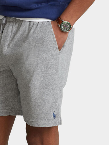 Grey sports shorts - 3