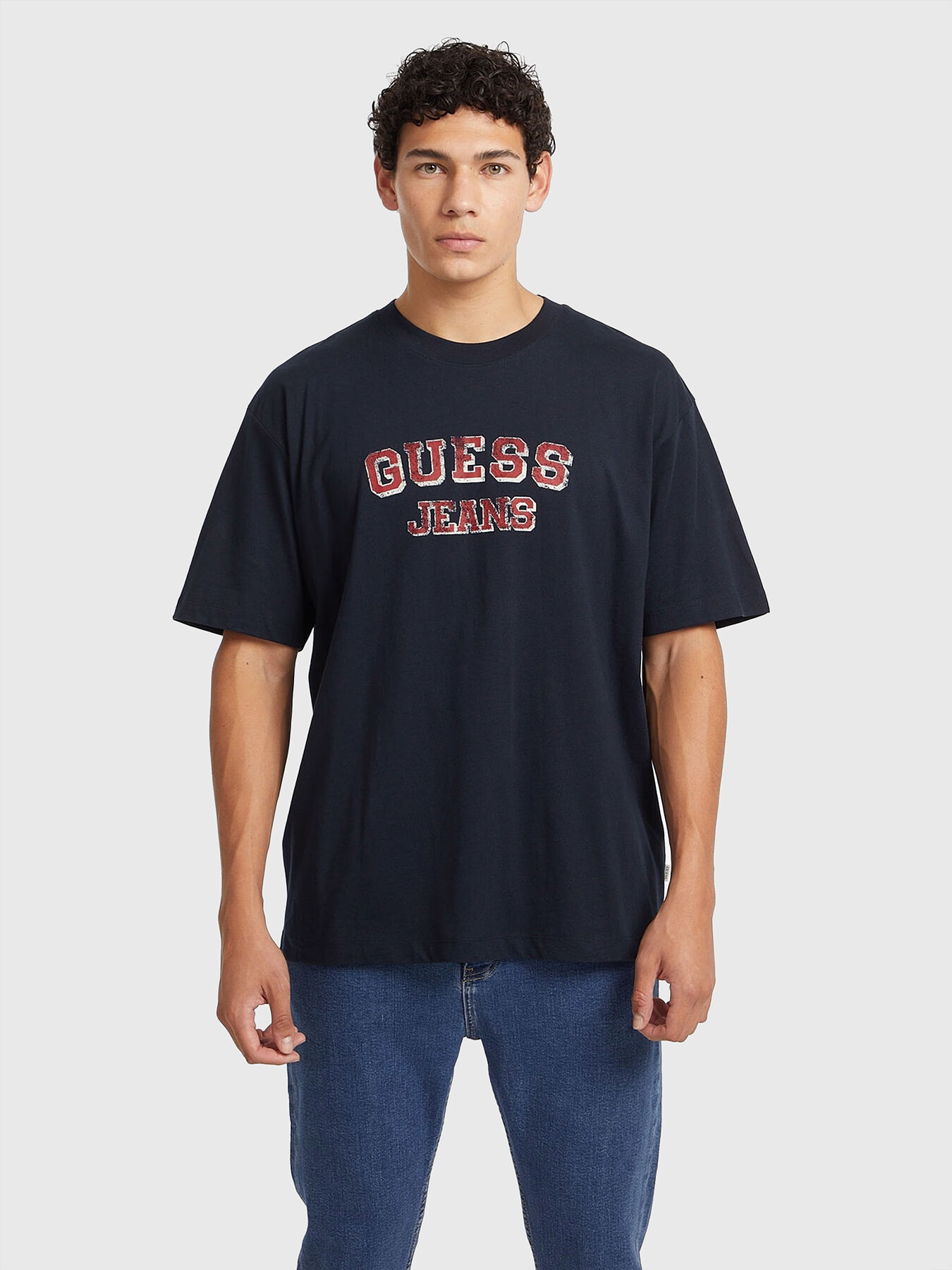 Oversized T shirt with vintage print brand GUESS JEANS Globalbrandsstore en