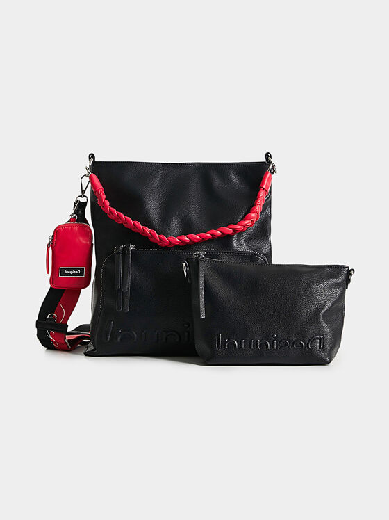 Черна чанта за рамо с релефно лого - 1