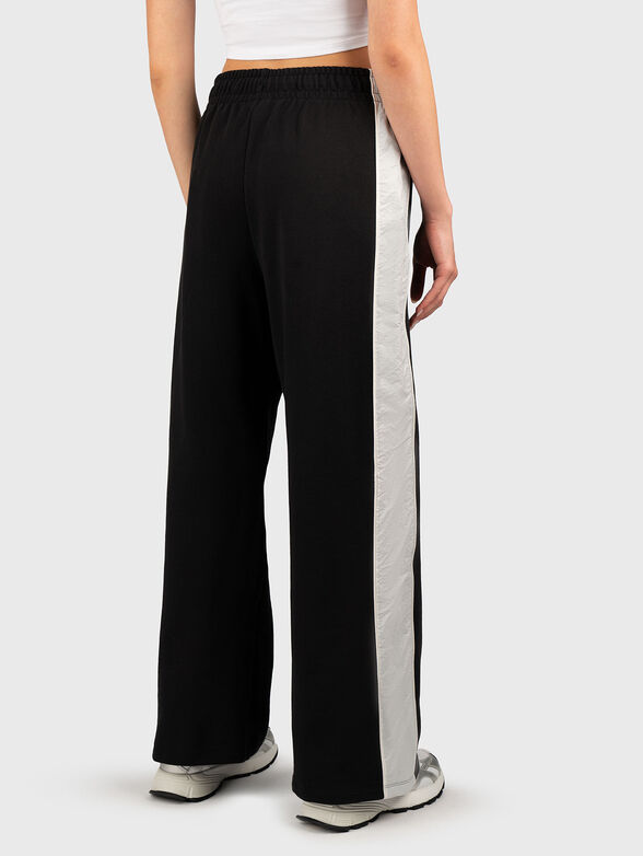 NELLA sports trousers with wide legs - 2