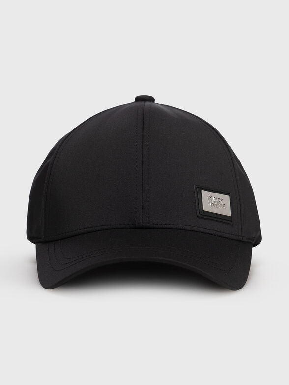 Black cap with visor - 1