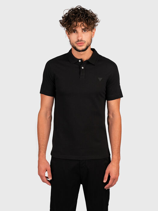 Polo-shirt in black with accent lettering  