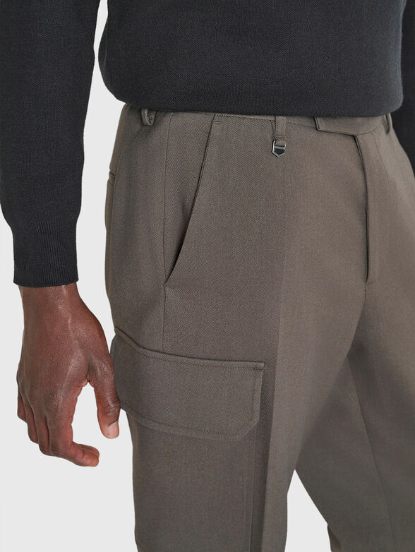 Cargo trousers - 4