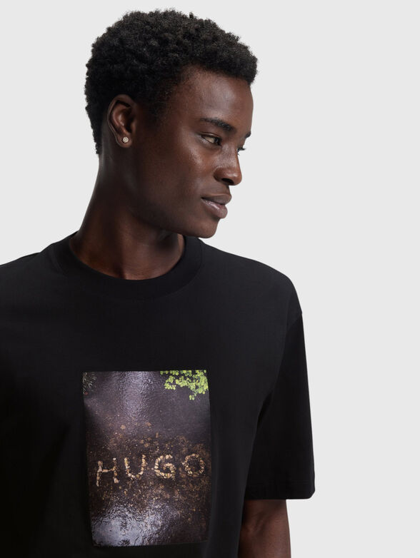 Cotton T-shirt with a graphic print - 4