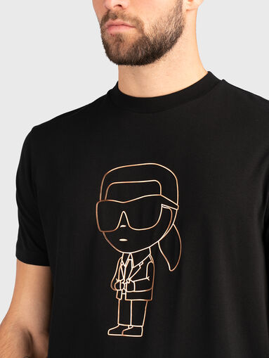 T-shirt with gold logo  - 5