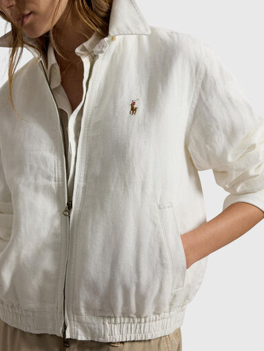 White jacket - 3