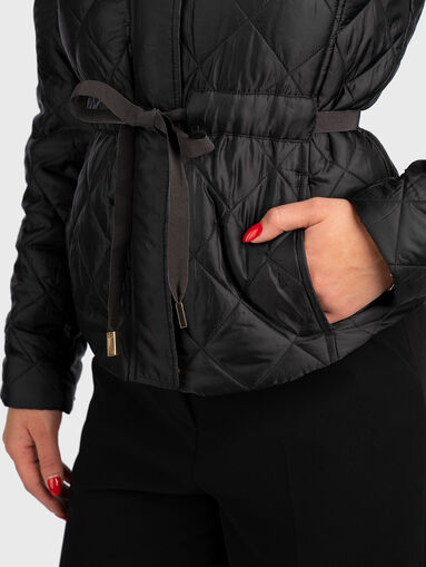 Transitional jacket with waist belt  - 5