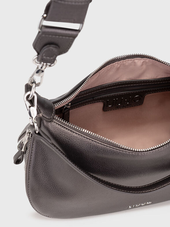 Crossbody bag with short handle - 6