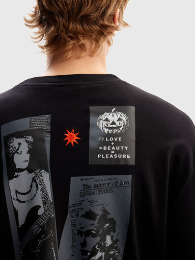 Blouse with print on the back - 2