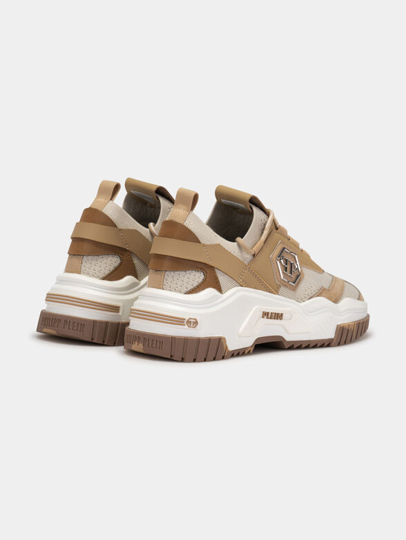 Unisex sneakers with metal logo detail - 3