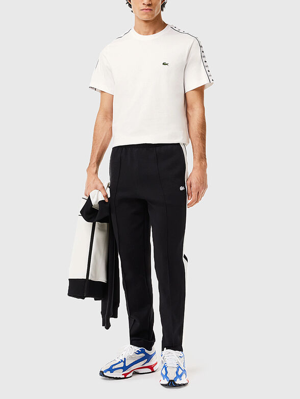 Light blue t-shirt with contrast logo detail - 2