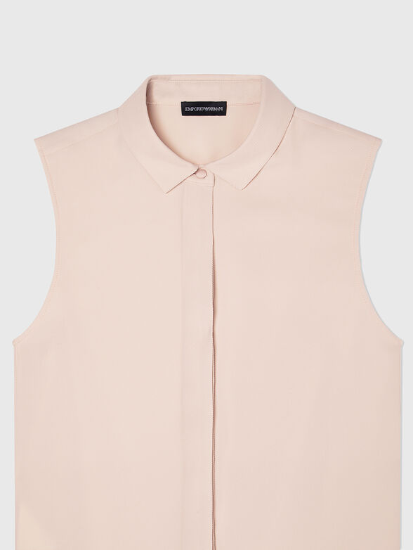 Sleeveless shirt with a hidden fastening - 4