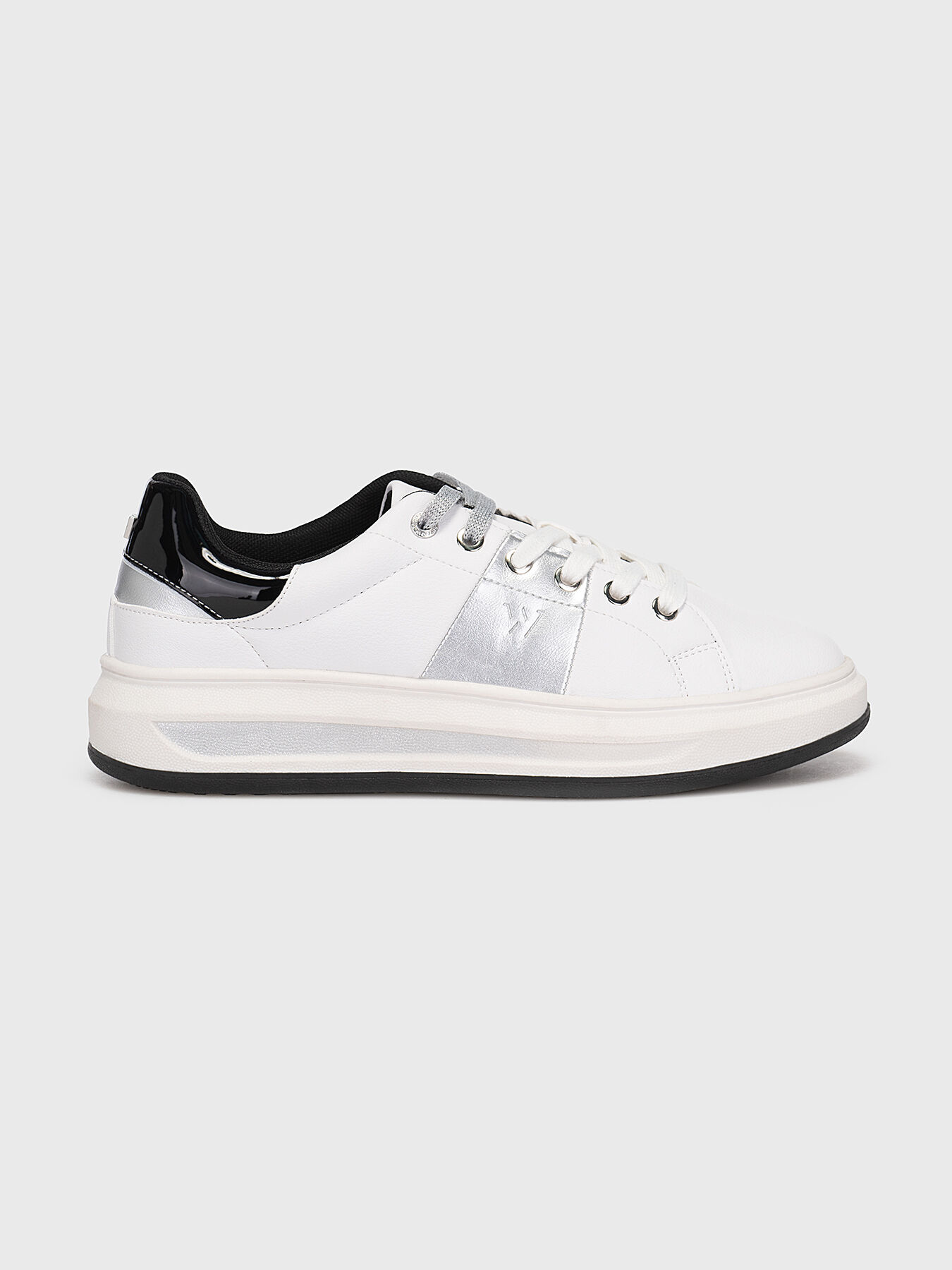 JOLIN STRAP sports shoes with contrasting accents brand Wrangler Globalbrandsstore en