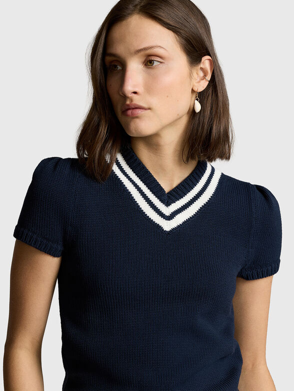 V-neck sweater with short sleeves - 4