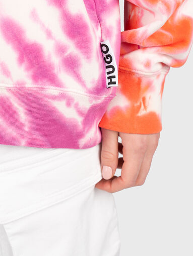 Cotton sweatshirt with abstract print - 4