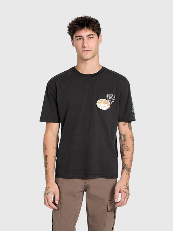 Черна тениска с лого апликации - 1